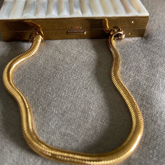 Incredible Vintage Mother Of Pearl Evening Bag-Never Been Used!! NWOT!! - Picture 3 of 16